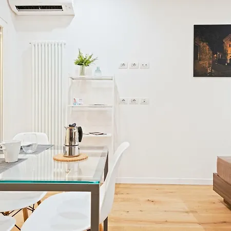 Due Torri Elegant Mini House * Bologna